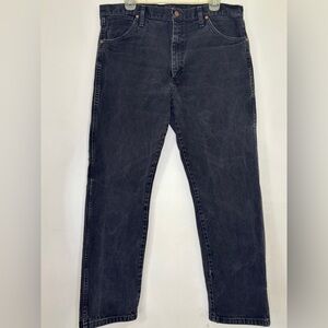 Vintage Wrangler Black Wash Strait Leg Jeans EUC 36x32 Fits a Womens 12